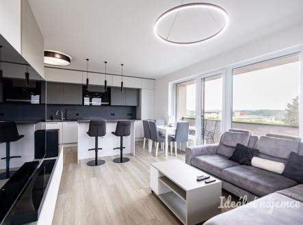 Pronájem bytu, 4+kk, 90 m²