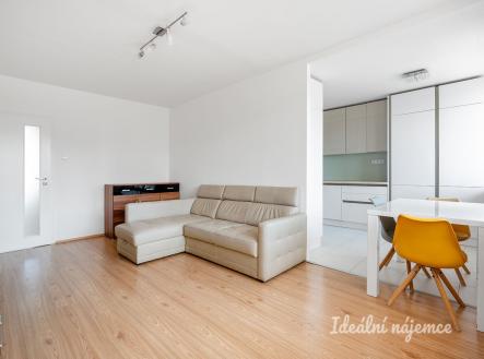 Pronájem bytu, 3+1, 62 m²