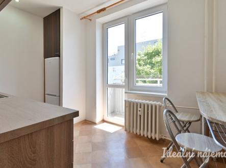 Pronájem bytu, 2+1, 55 m²