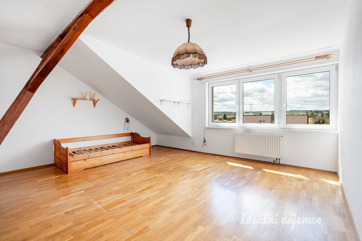Pronájem bytu 1+1, Kollárova, Úvaly u Prahy, 16900 Kč/měs, 43 m2