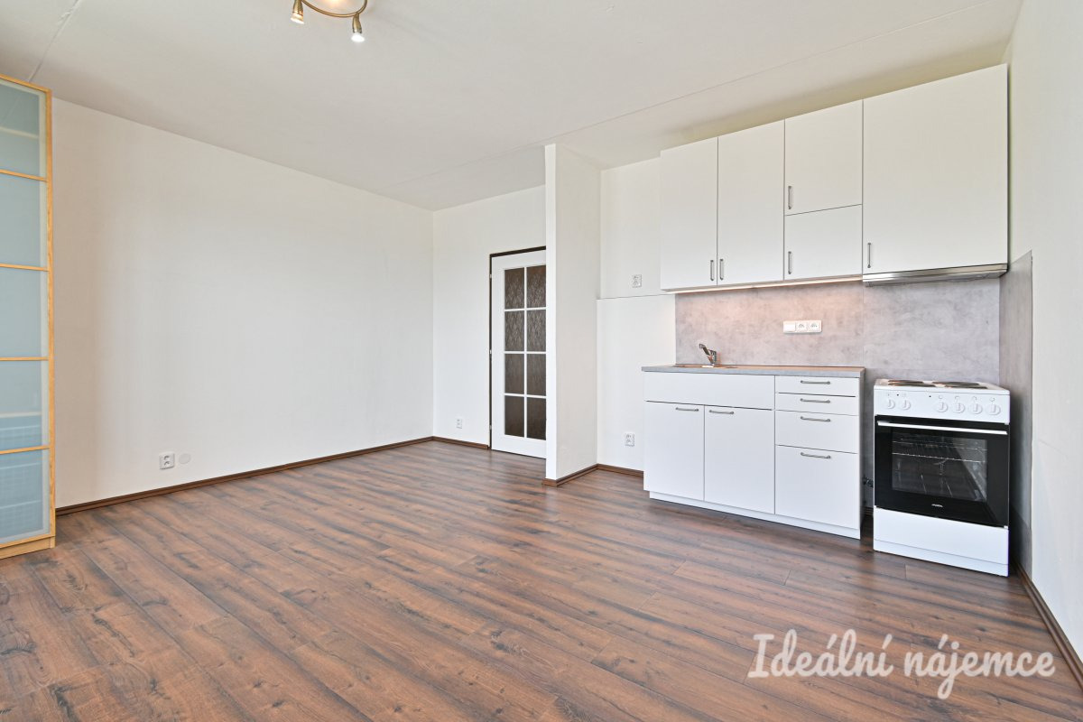 Pronájem bytu 1+kk, Oblá, Nový Lískovec,  14.000 Kč/měs, 31 m2