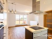 Pronájem bytu, 2+kk, 64 m²