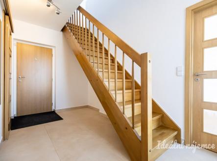 Pronájem bytu, 2+kk, 64 m²