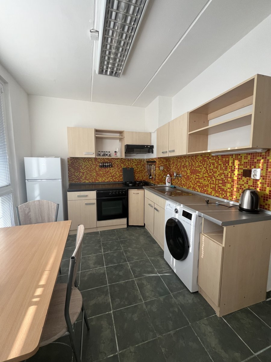 Pronájem bytu 3+1, Heyrovského, Povel, 16500 Kč/měs, 67 m2