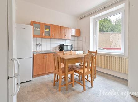 Pronájem bytu, 3+1, 80 m²