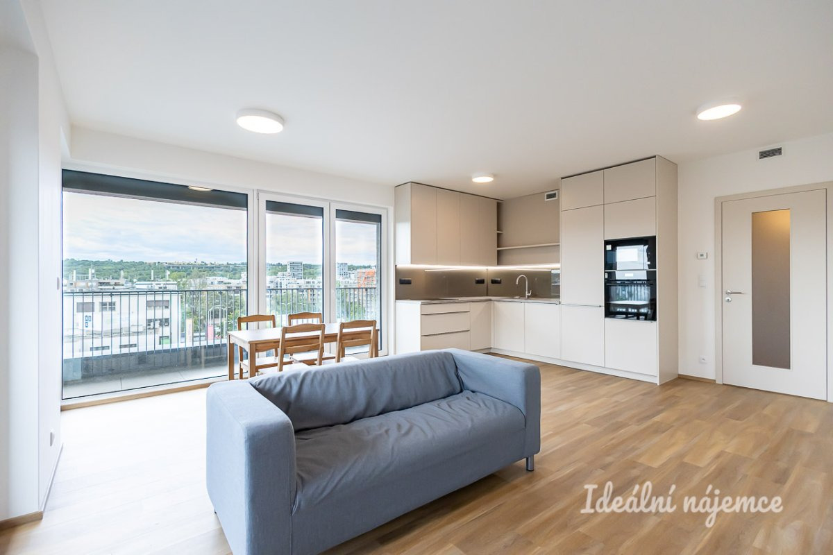 Pronájem bytu 2+kk, Poděbradská, Hloubětín, 27900 Kč/měs, 64 m2