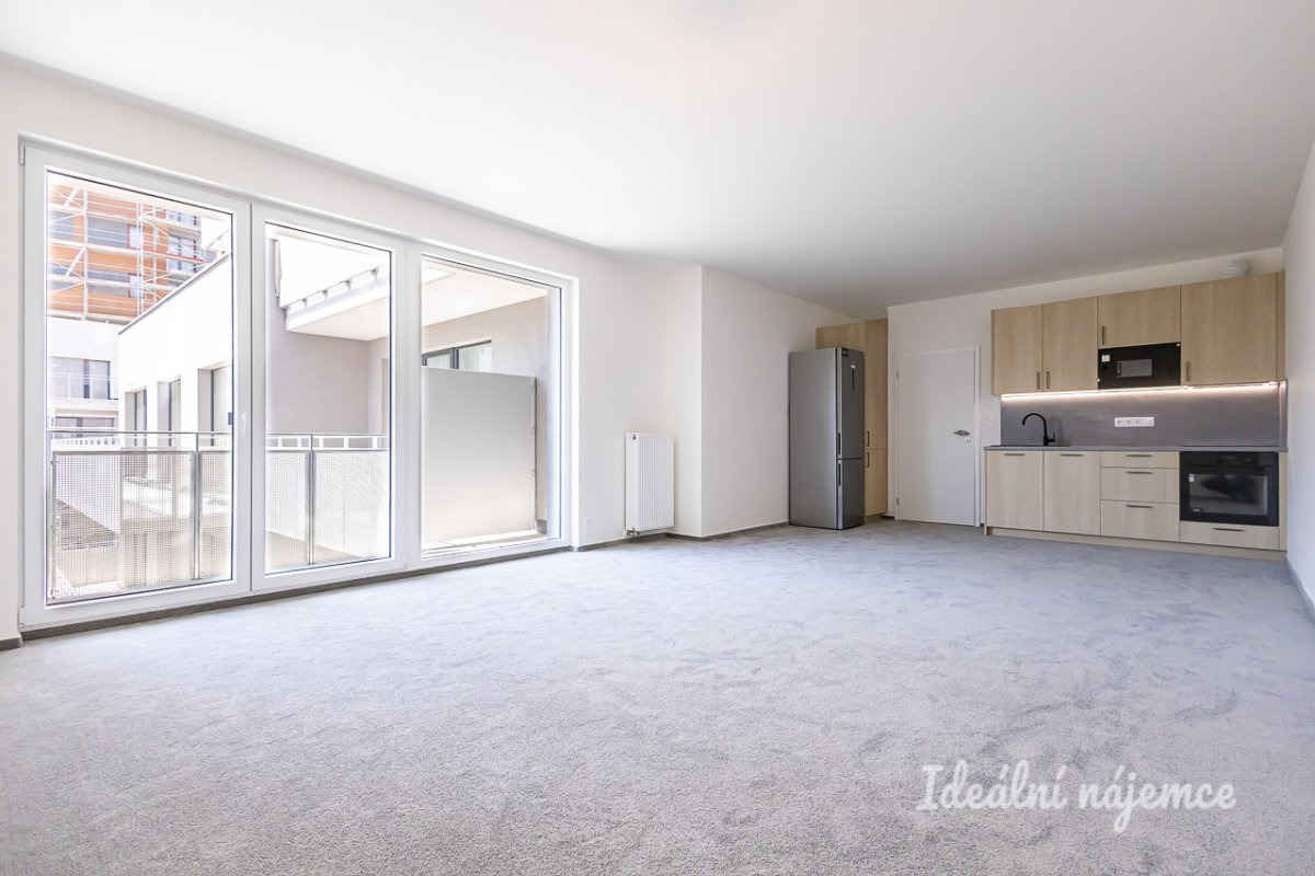 Pronájem bytu 1+kk, Gerstelova, Vysočany, 20900 Kč/měs, 47 m2