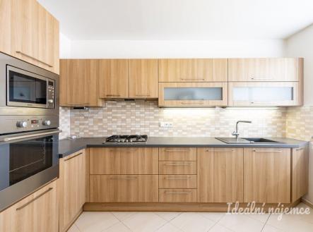 Pronájem bytu, 3+1, 75 m²