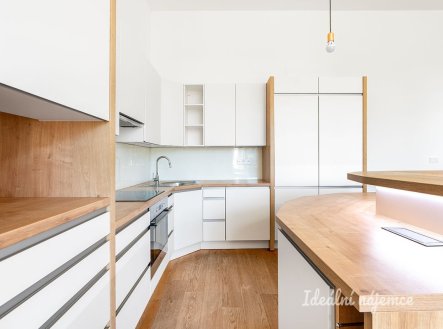 Pronájem bytu 3+kk, Na Moráni, Nové Město, 49900 Kč/měs, 94 m2