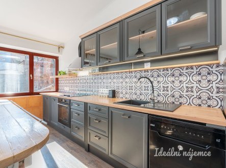 Pronájem rodinného domu 3+1, Olšanská I, Brandýsek, 100 m2