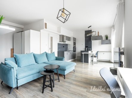 Pronájem bytu 1+kk, Chlumčanského, Libeň, 40 m2