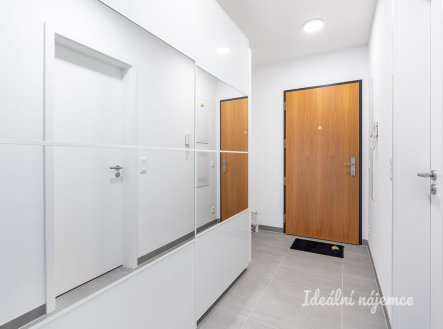 Pronájem bytu, 2+kk, 50 m², Praha – náhled fotky 2