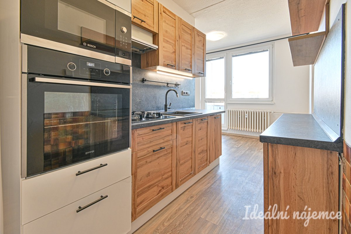 Pronájem bytu 2+1, Brněnská, Šlapanice u Brna, 21 000 Kč/měs, 61 m2