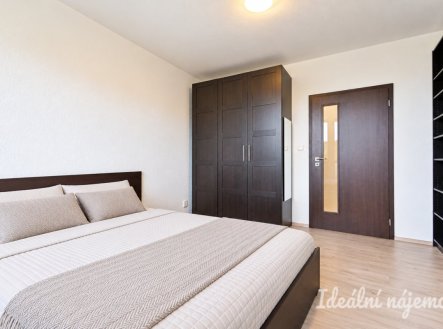 Pronájem bytu, 3+kk, 62 m²