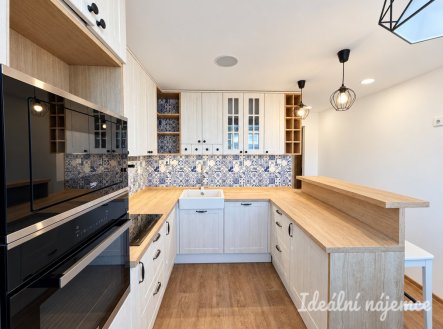 Pronájem bytu, 3+1, 75 m²