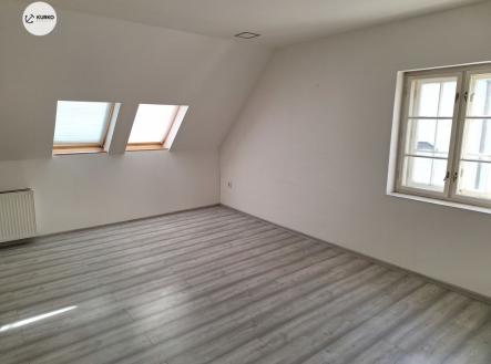 Pronájem - jiné, 60 m²