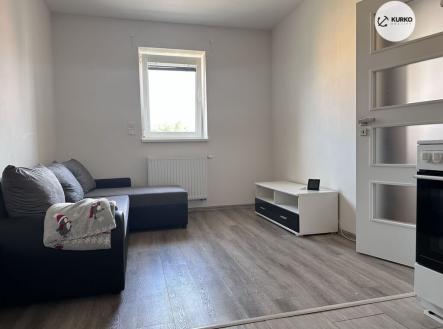 Pronájem bytu, 2+kk, 38 m²