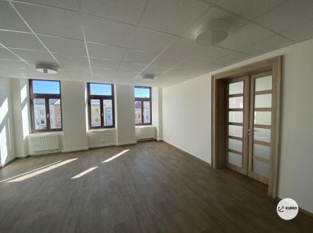 Pronájem bytu, 3+1, 110 m² obrázek