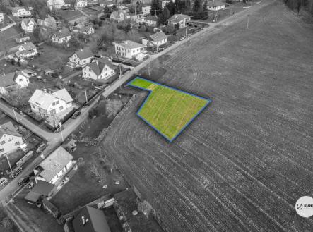 Prodej pozemku pro bydlení, 1 043 m²