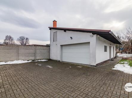 Prodej obchodní prostor, 230 m²