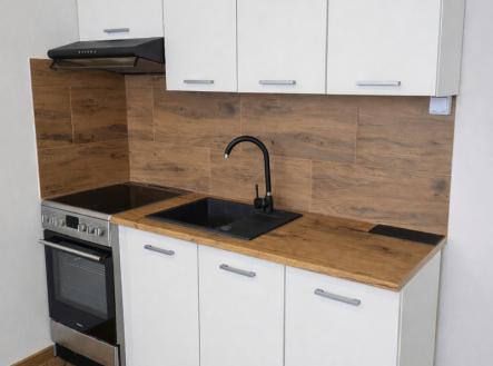 Pronájem bytu, 1+kk, 29 m²