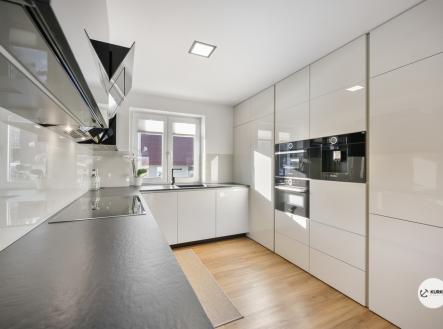 Prodej domu/vily, 210 m²