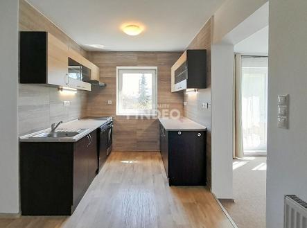 Pronájem bytu, 3+1, 90 m²