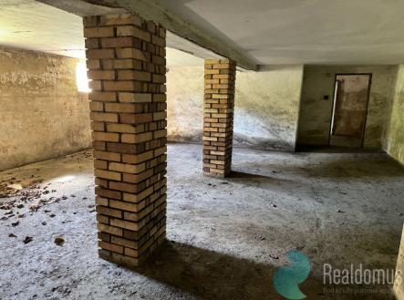 Prodej zemědělského objektu, 2 077 m²