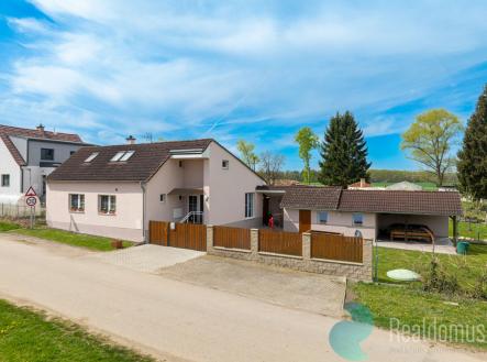 Prodej - dům/vila, 144 m² obrázek