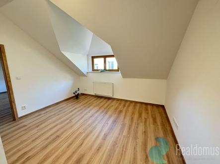 Pronájem bytu, 4+kk, 115 m²