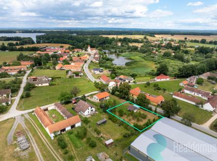 Prodej pozemku pro bydlení, 1 000 m²