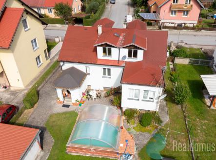 Prodej - dům/vila, 164 m²