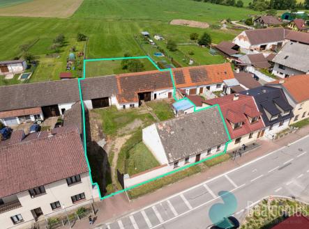 Prodej - dům/vila, 450 m²