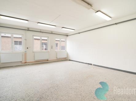 Pronájem výrobní prostor, 128 m²