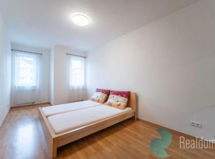 Pronájem bytu, 2+kk, 48 m²