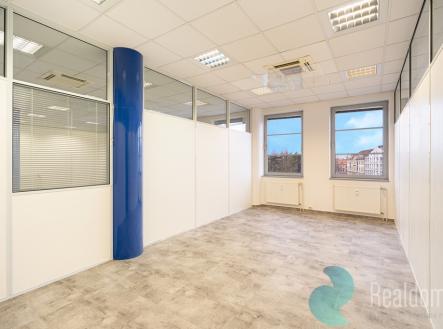 Pronájem kanceláře, 120 m²