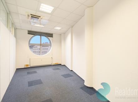 Pronájem kanceláře, 120 m²