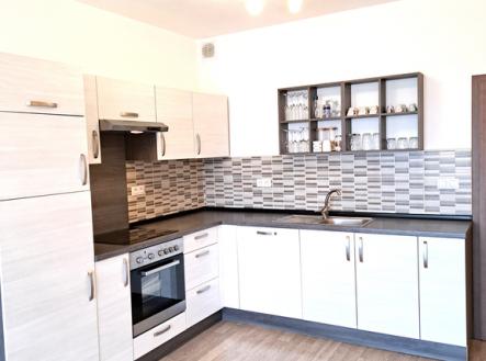 Pronájem bytu, 2+kk, 63 m²