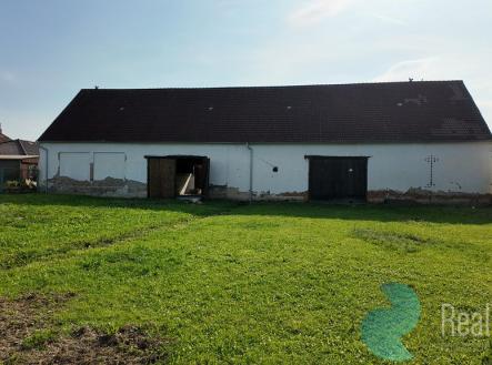 Pronájem pozemku pro komerční výstavbu, 1 385 m²