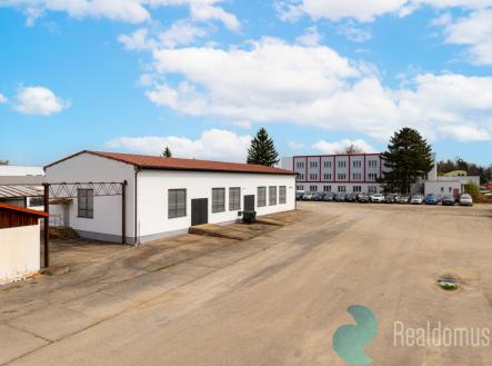 Pronájem kanceláře, 349 m²