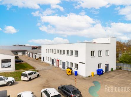 Prodej kanceláře, 1 260 m²