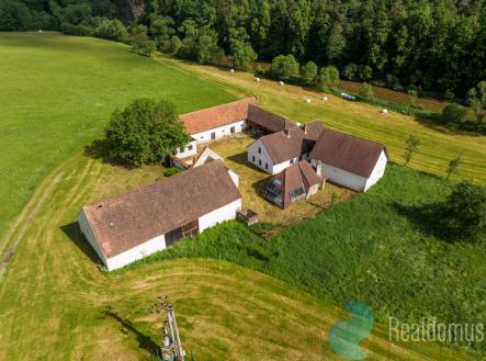 Prodej zemědělského objektu, 4 766 m²