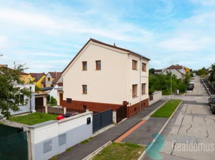 Prodej - dům/vila, 276 m²