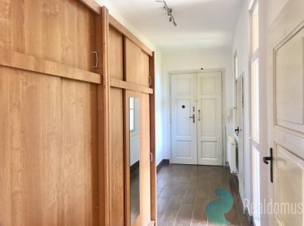 Pronájem bytu, 2+1, 98 m²