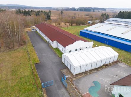 Pronájem výrobní prostor, 1 250 m²