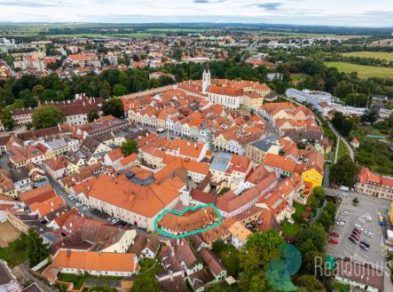 Prodej hotel, 300 m²