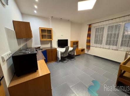 Pronájem bytu, 1+kk, 20 m²