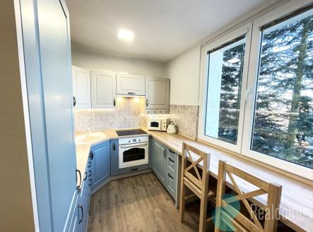 Pronájem bytu, 4+1, 86 m²