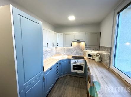 Pronájem bytu, 4+1, 86 m²