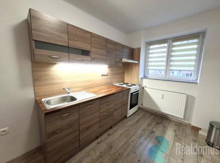 Pronájem bytu, 2+1, 50 m²